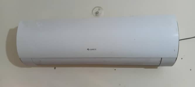 GREE DC INVERTER