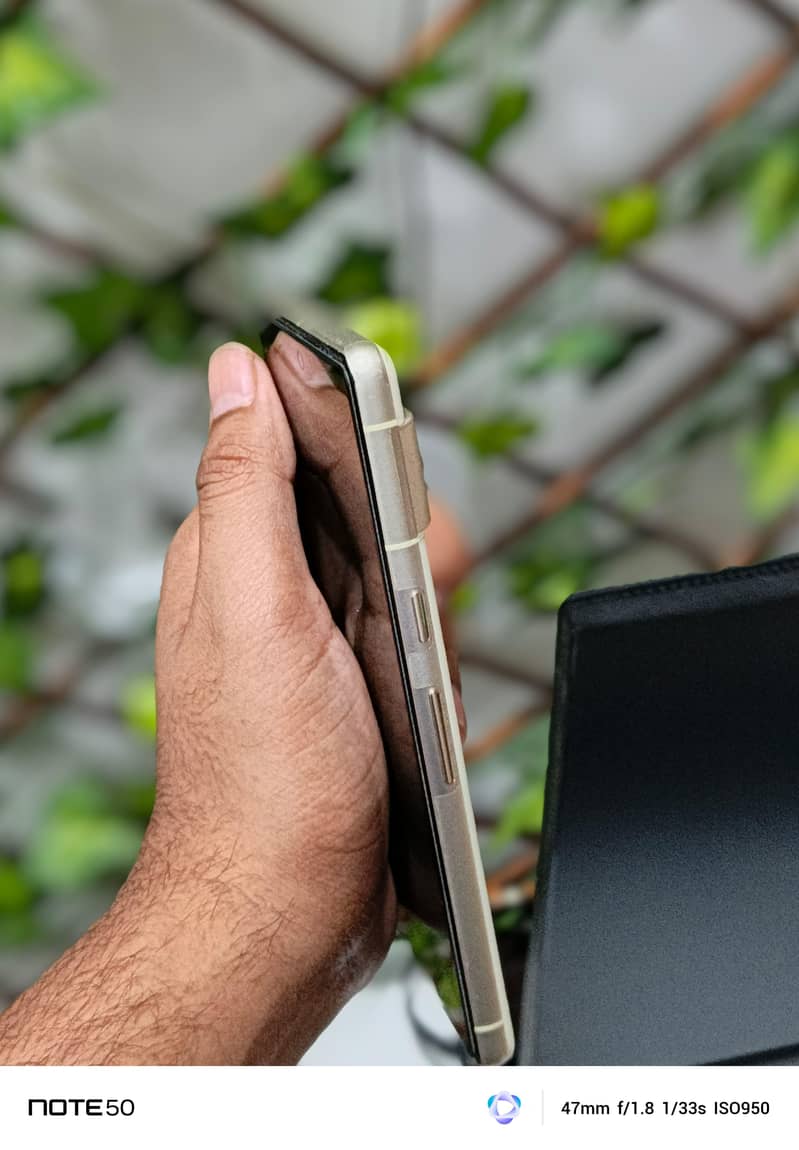 Google Pixel 7 3