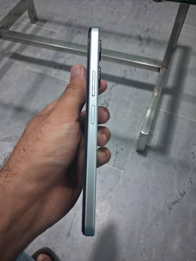 Vivo y18