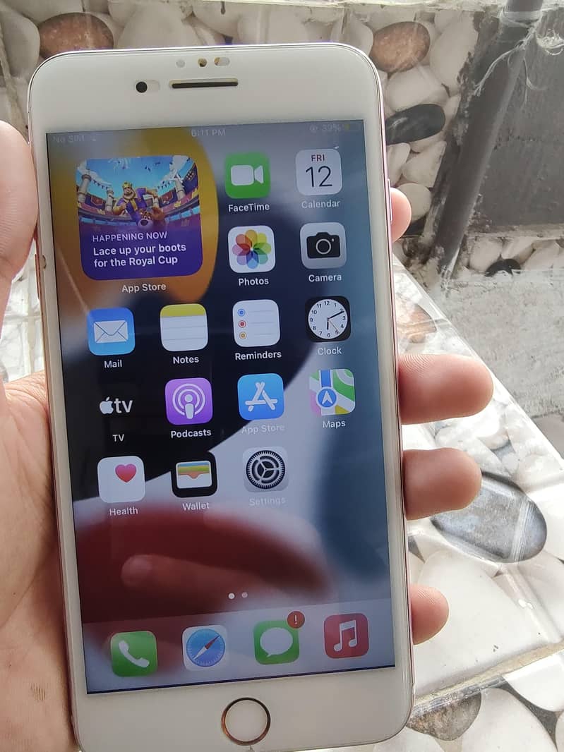 Apple iPhone 7 Plus 4