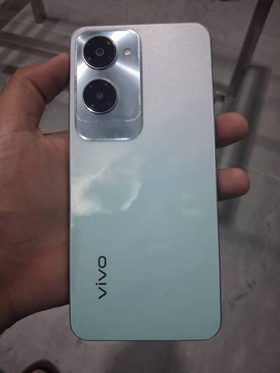 Vivo Y18