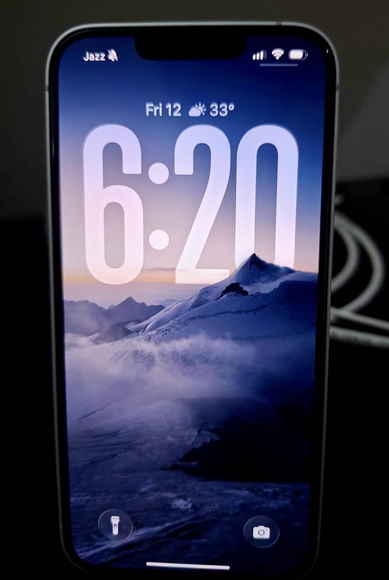iPhone 17e 0