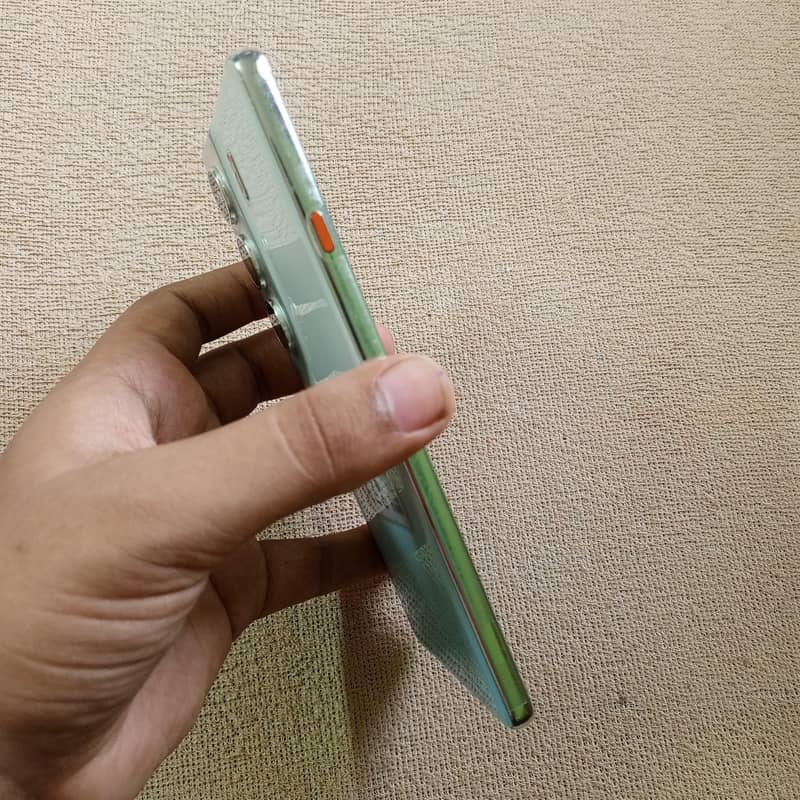 Tecno CAMON 40 2