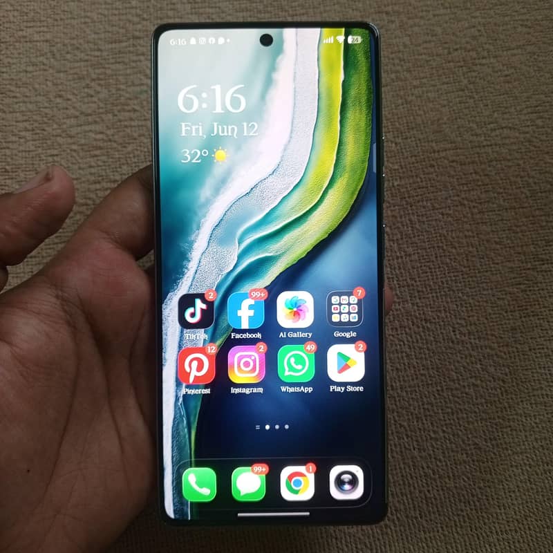 Tecno CAMON 40 6
