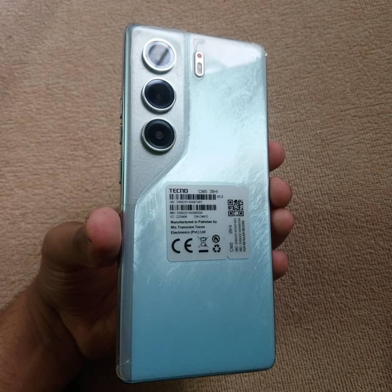 Tecno CAMON 40 7