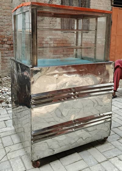barbeque counter aa good condition