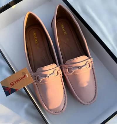 Deluxe shoes size 37