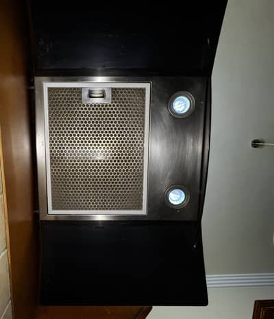 Tecnoline Curved Glass Kitchen Chimney Hood