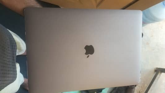 MacBook Pro 15.4" 2019 Core i9 | 32GB | 512GB SSD