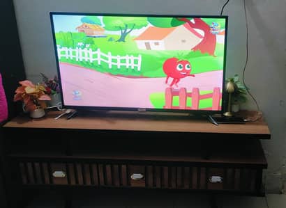 TCL 43" LED TV For Sale with tv console price little negotiable