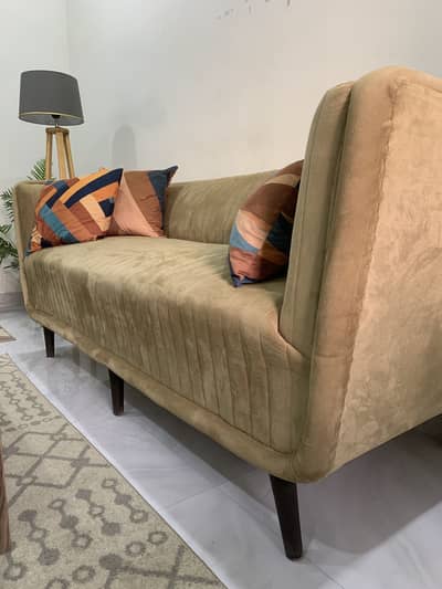5 Seater Sofa Set - Hardly Used