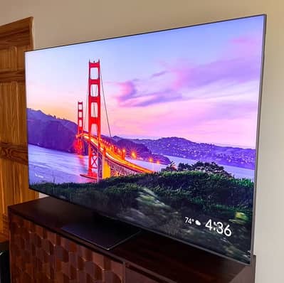 75 Inch 4K Original Multynet LED Slightly Used