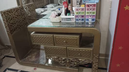 Selling bridal furniture full set