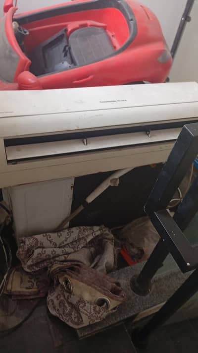 1.5 ton split Ac neat and clean condition  less used