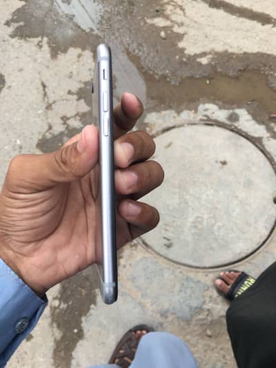 Apple iPhone 6