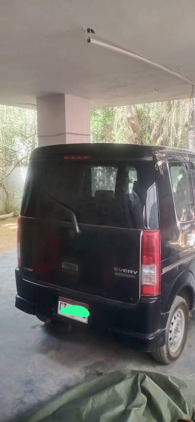 Suzuki Every 2011