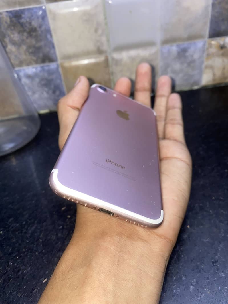 iPhone 7 2