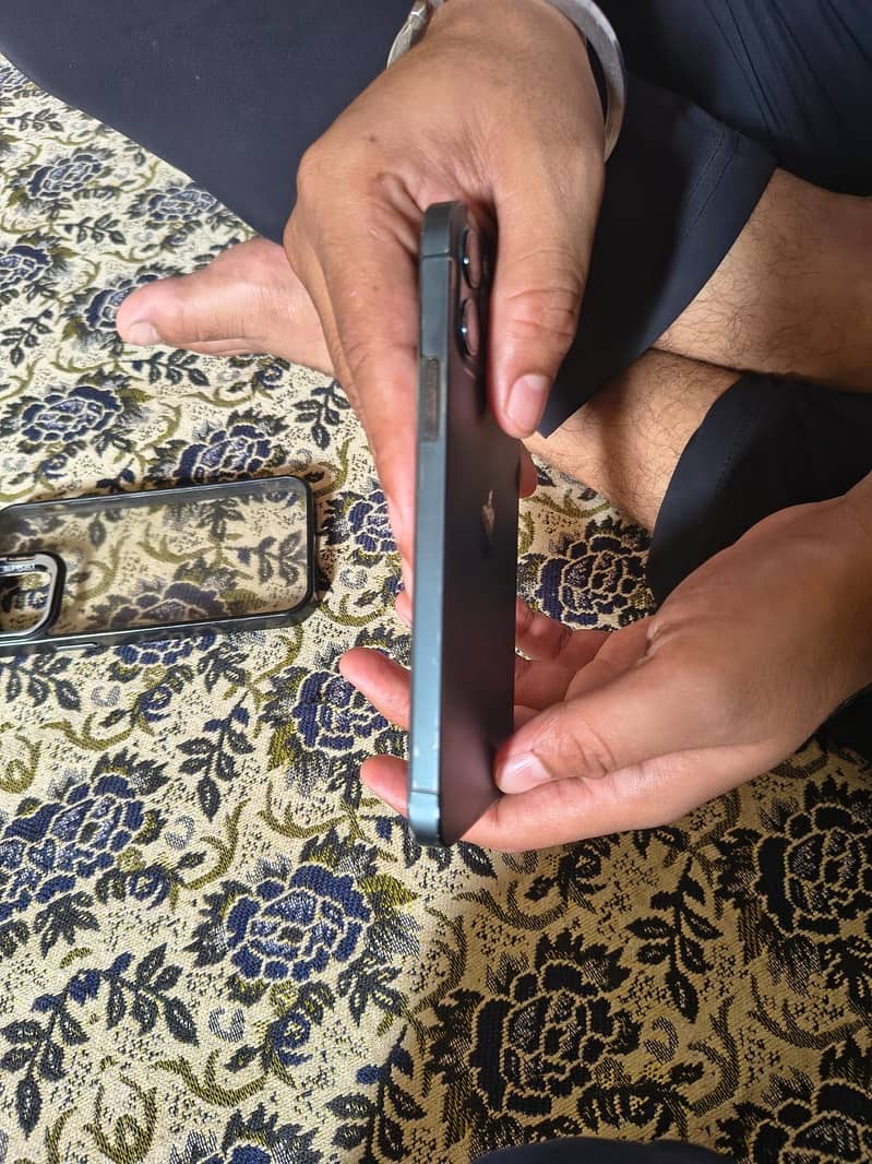 Iphone 12pro 2
