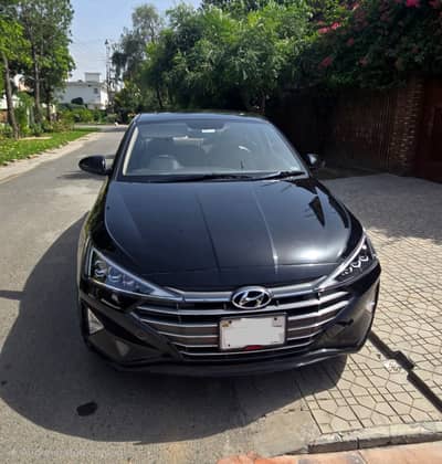 Hyundai Elantra 2022