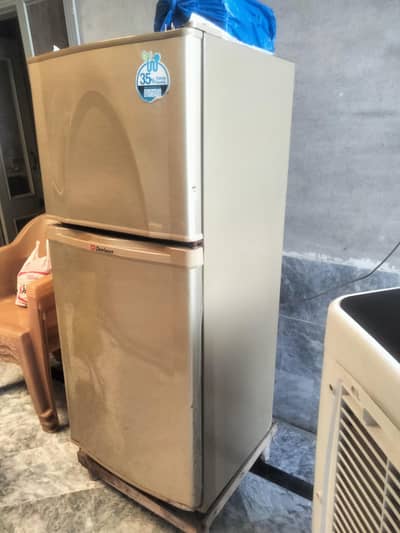 dawlance fridge