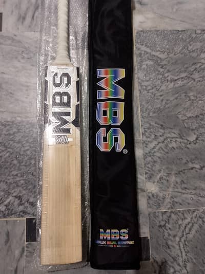 MB Malik English willow bat