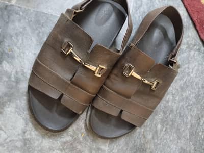 LOGO sandle in neat condition