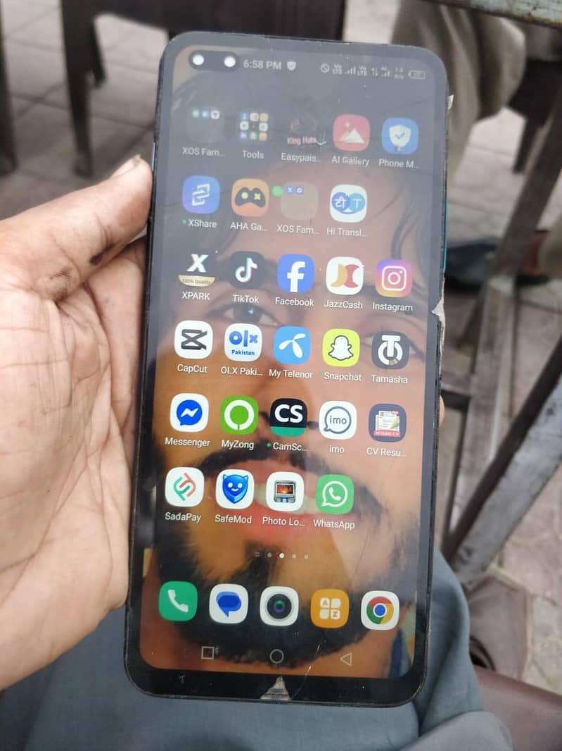 Infinix Note 8 4