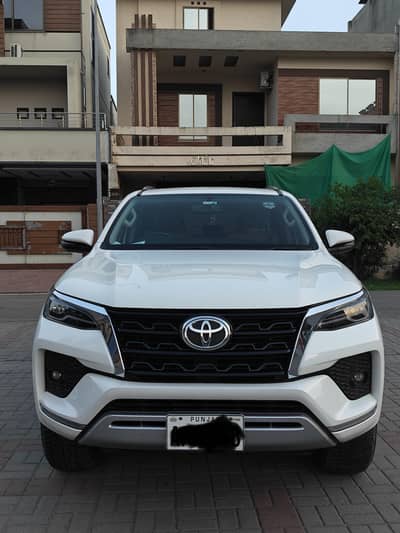 Toyota Fortuner V 2021 new shape