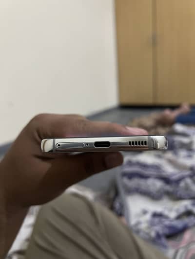 Samsung Mobile S22