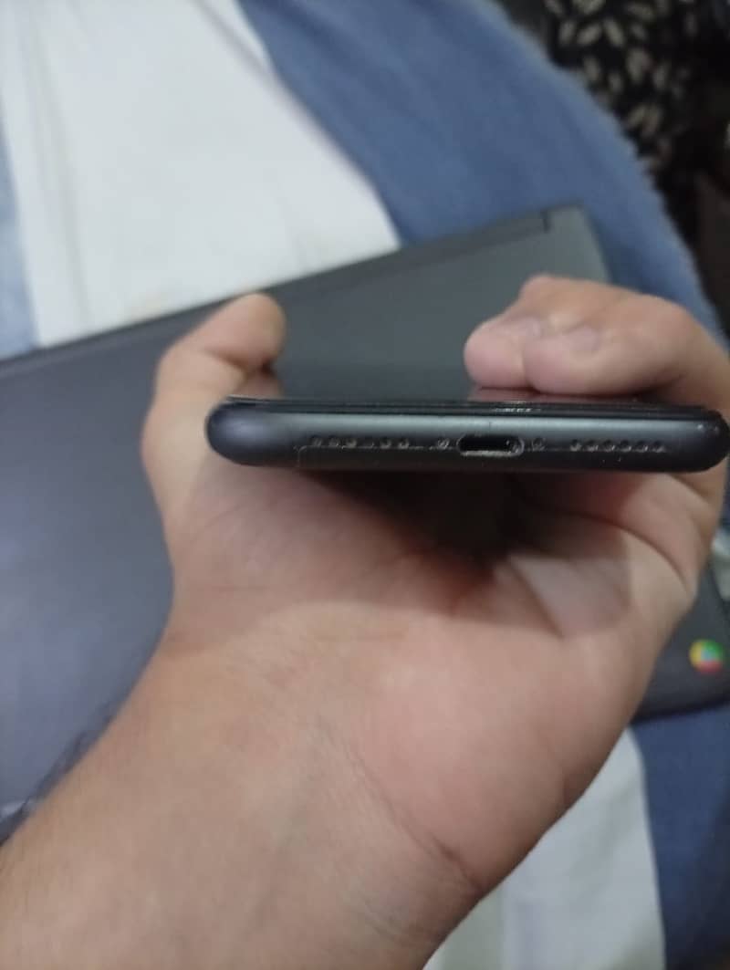 Apple iPhone 11 1