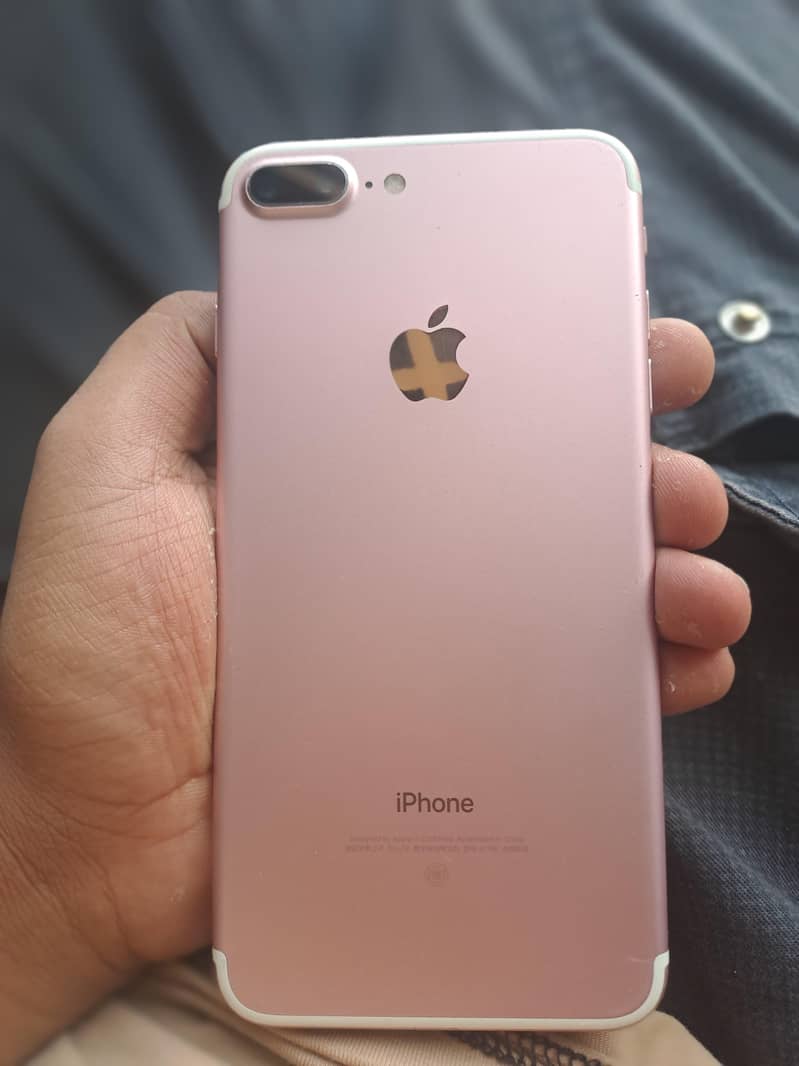 Apple iPhone 7 Plus 0