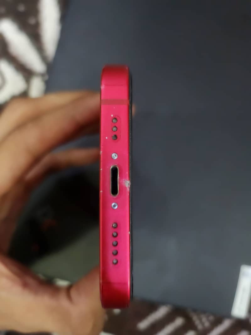 Apple iPhone 14 3