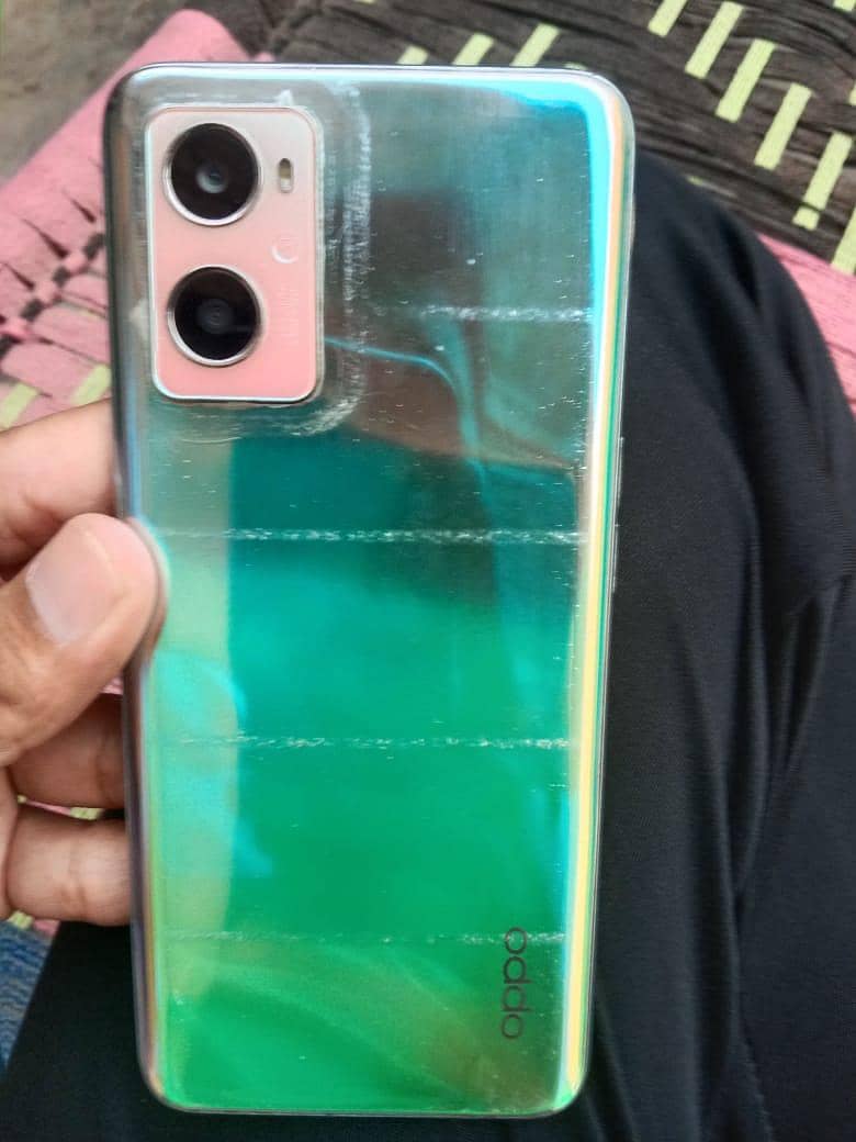 OPPO A96 0