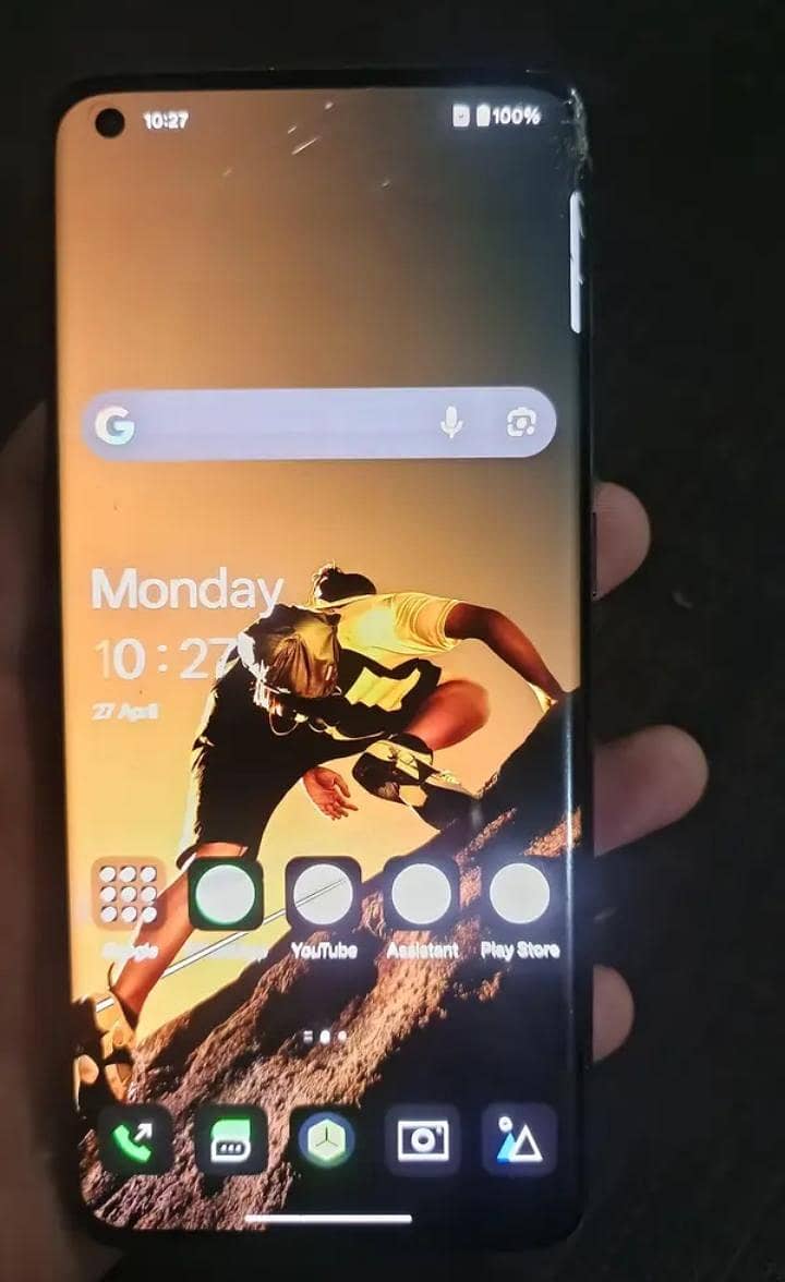 One Plus 10 Pro 4