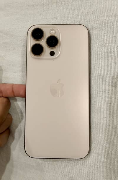 Apple iPhone 16 Pro Max