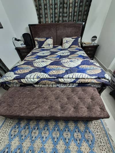Habitt king size bed with sethi, wardrobe and dressing table