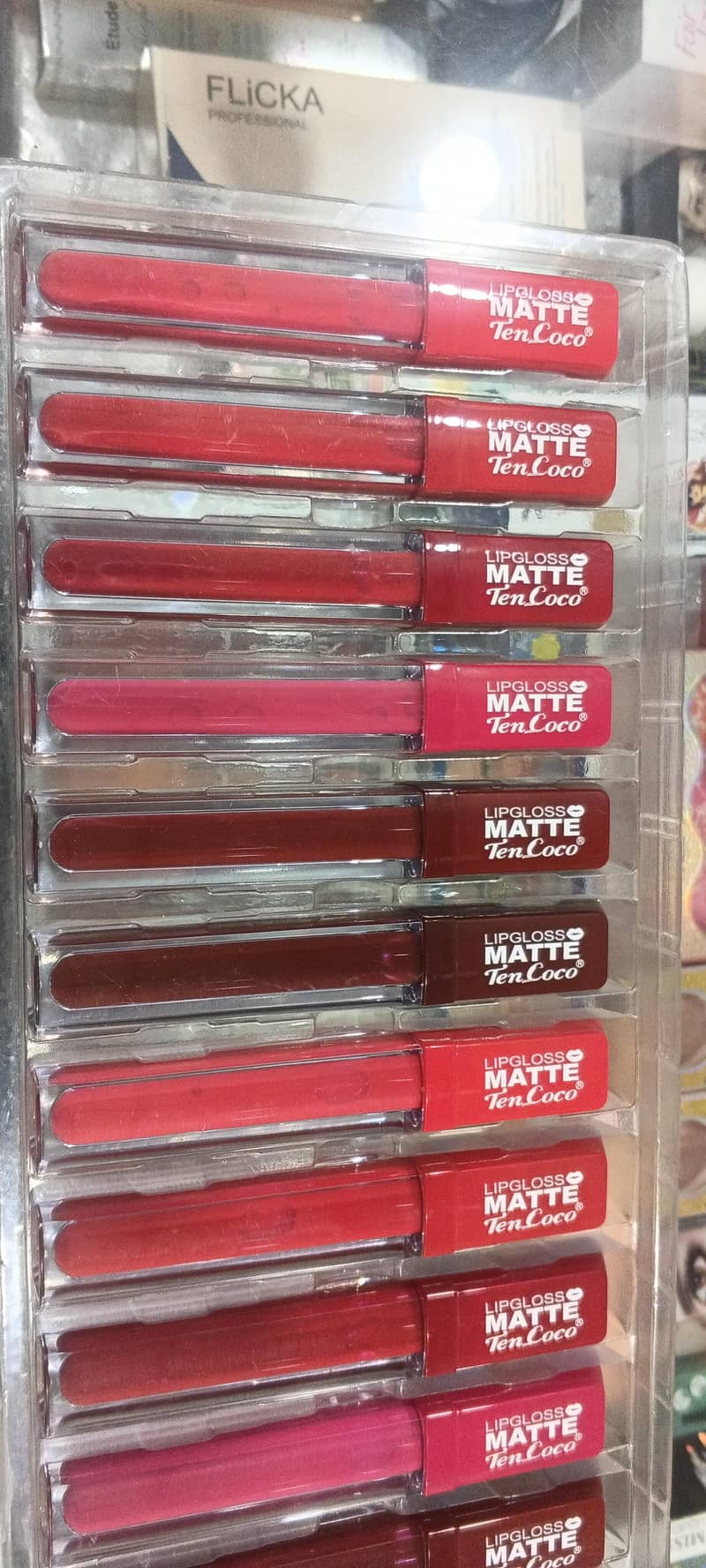 lio gloss 1