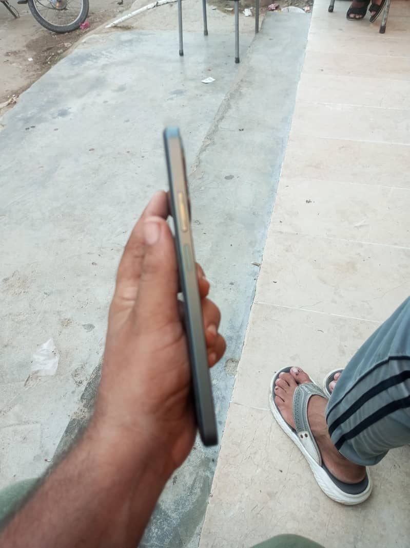 Realme C61 5