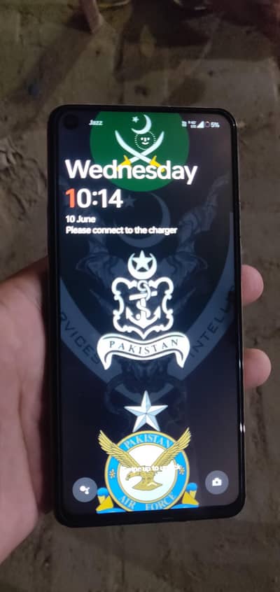 One Plus 8T 12 plus 4 ROM 256 memory