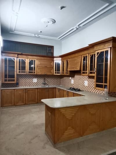 Prime Location Upper Portion For Grabs In 240 Square Yards Karachi