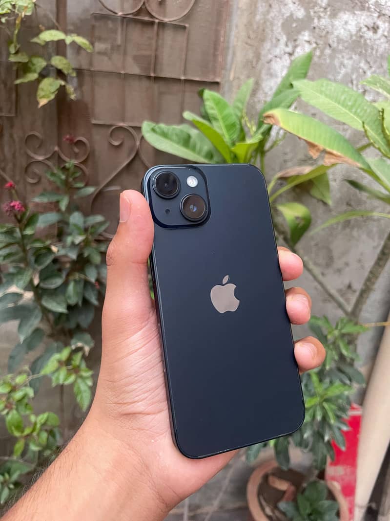 Apple iPhone 14 0