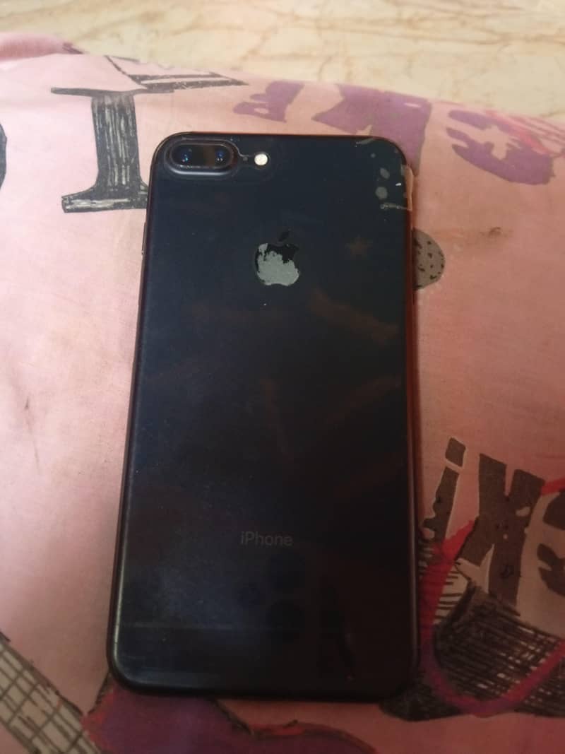 Apple iPhone 7 Plus 0