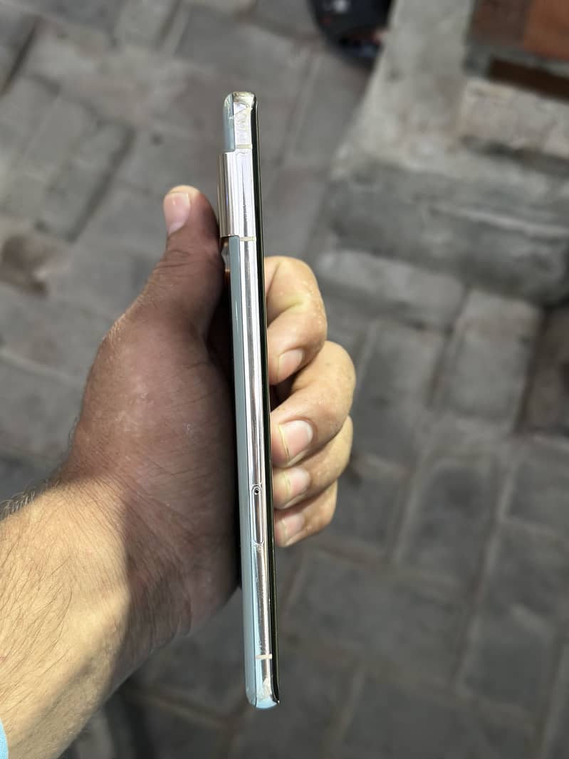 Google Pixel 7 Pro 2