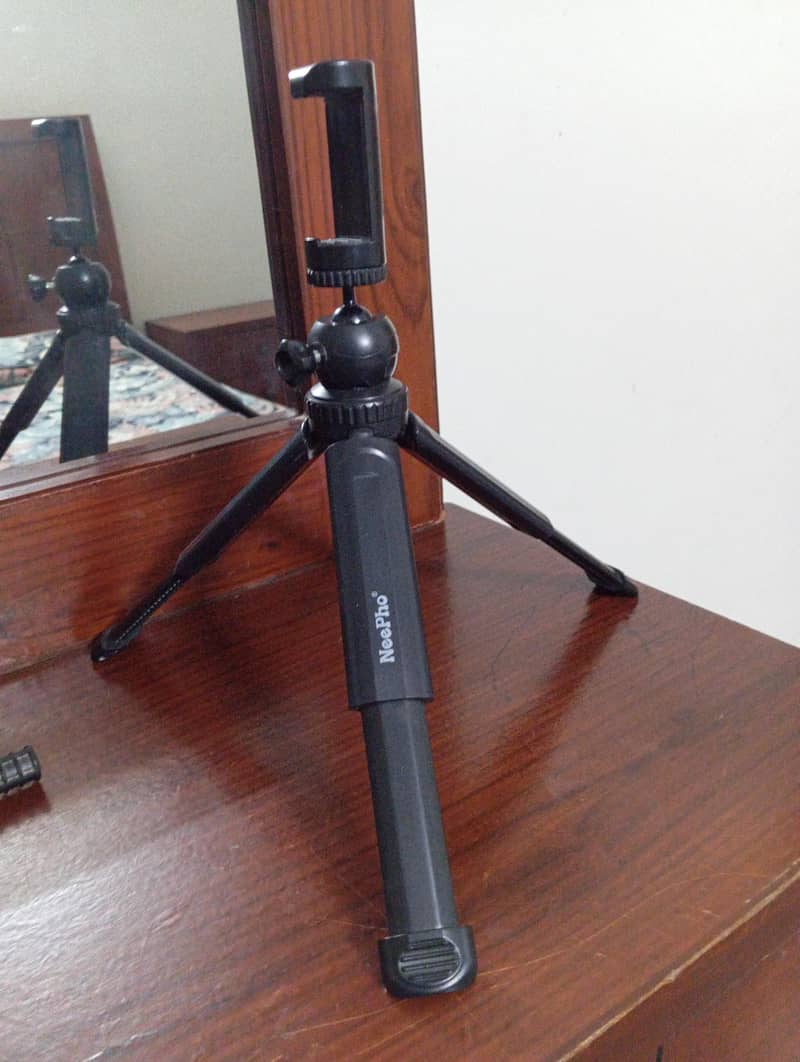 Tripod 3
