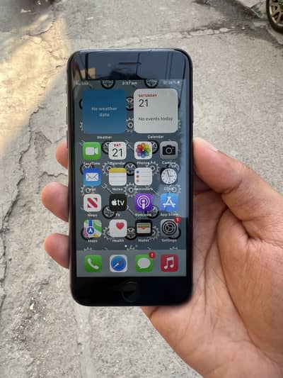 Apple iPhone 8