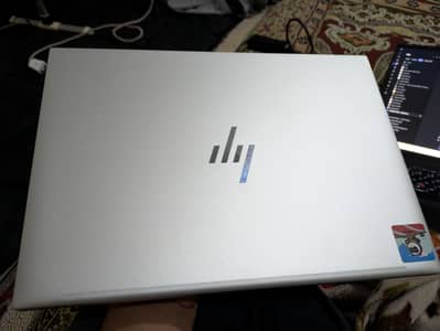 Hp elite book 840 G10 32/256 3 year warranty