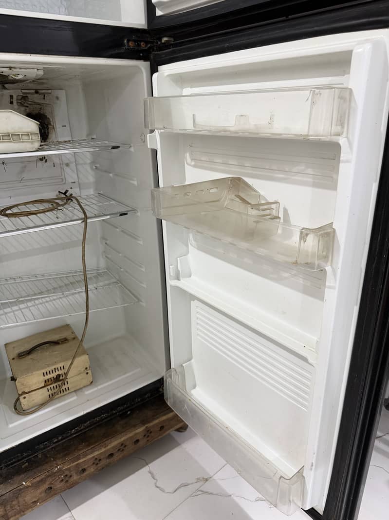 Fridge 8