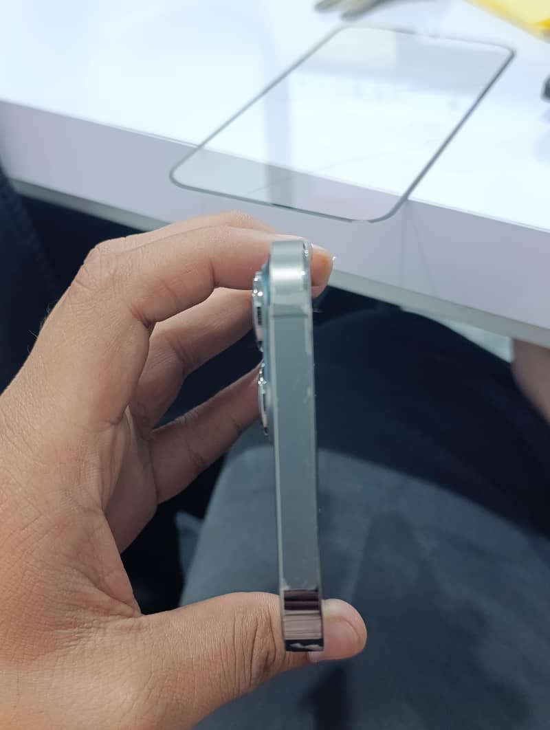 IPhone 13 Pro Max 8