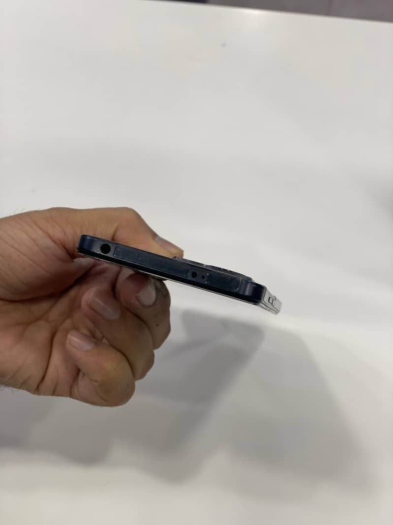 Xiaomi Redmi Note 12 4