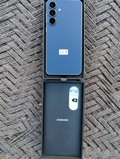 Samsung Mobile S25 FE NON PTA 2 MONTHS SIM TIME 10/10
